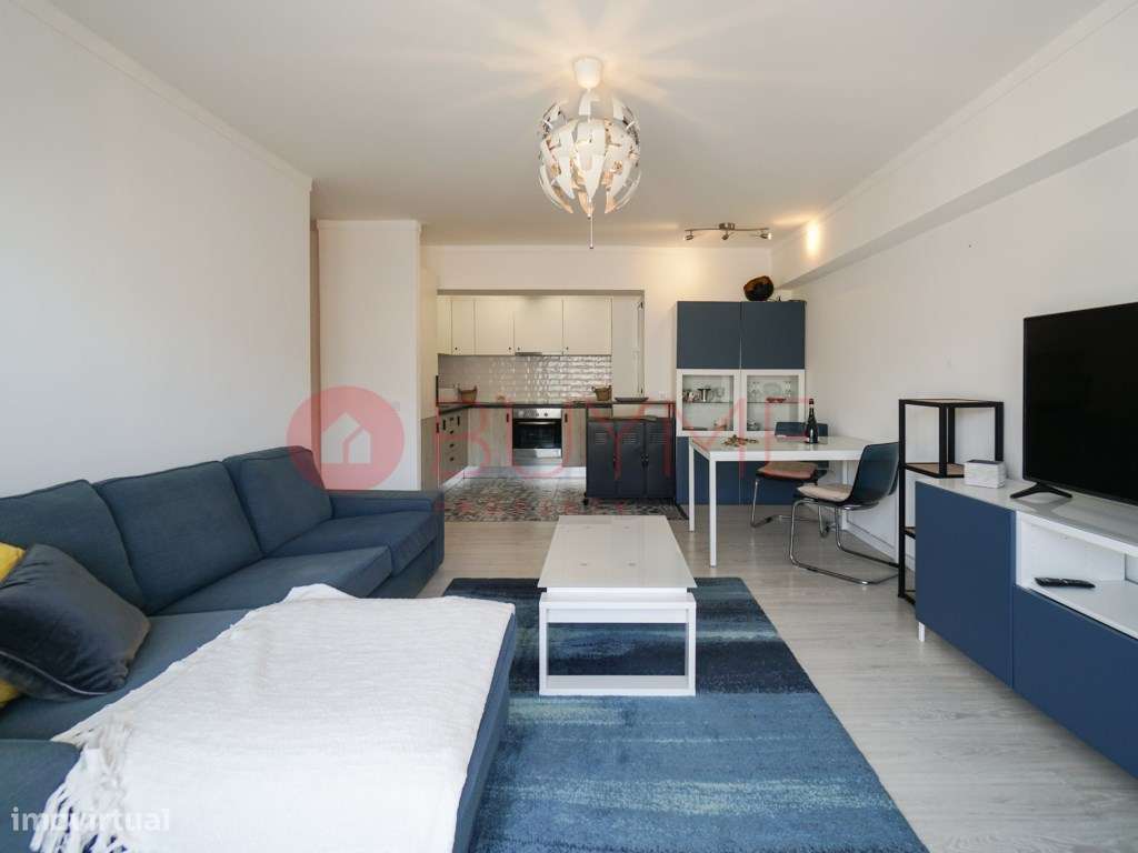 Apartamento T2 com vista mar em Quarteira, junto à Marina de Vilamoura - Grande imagem: 3/17