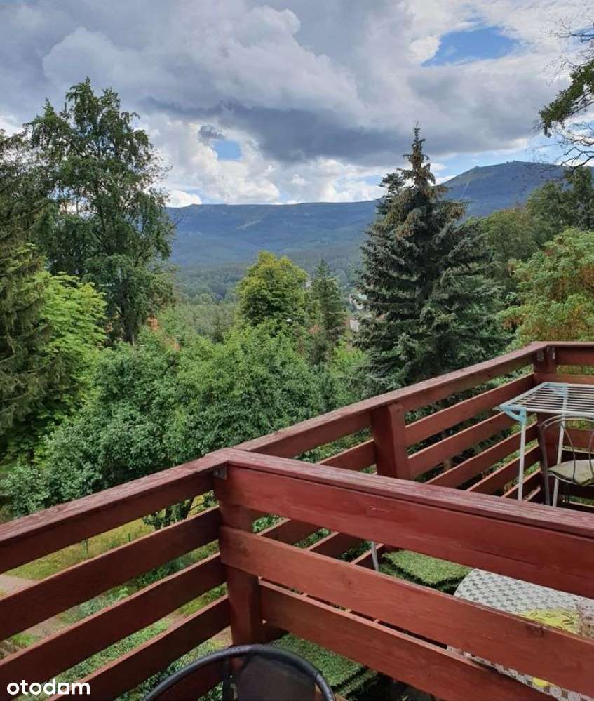 Kawalerka z balkonem w centrum Szklarskiej Poręby-9