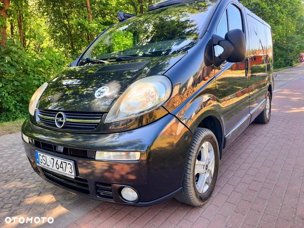 Opel Vivaro - 11