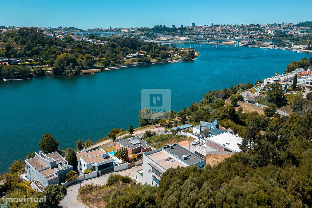 Moradia T4+2 Terraço Vistas Rio| Moradia Valbom | Moradia Gondomar - Grande imagem: 3/46