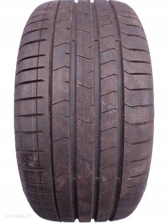 Pirelli P Zero 255/35 R19 96Y 2022 8mm - 1