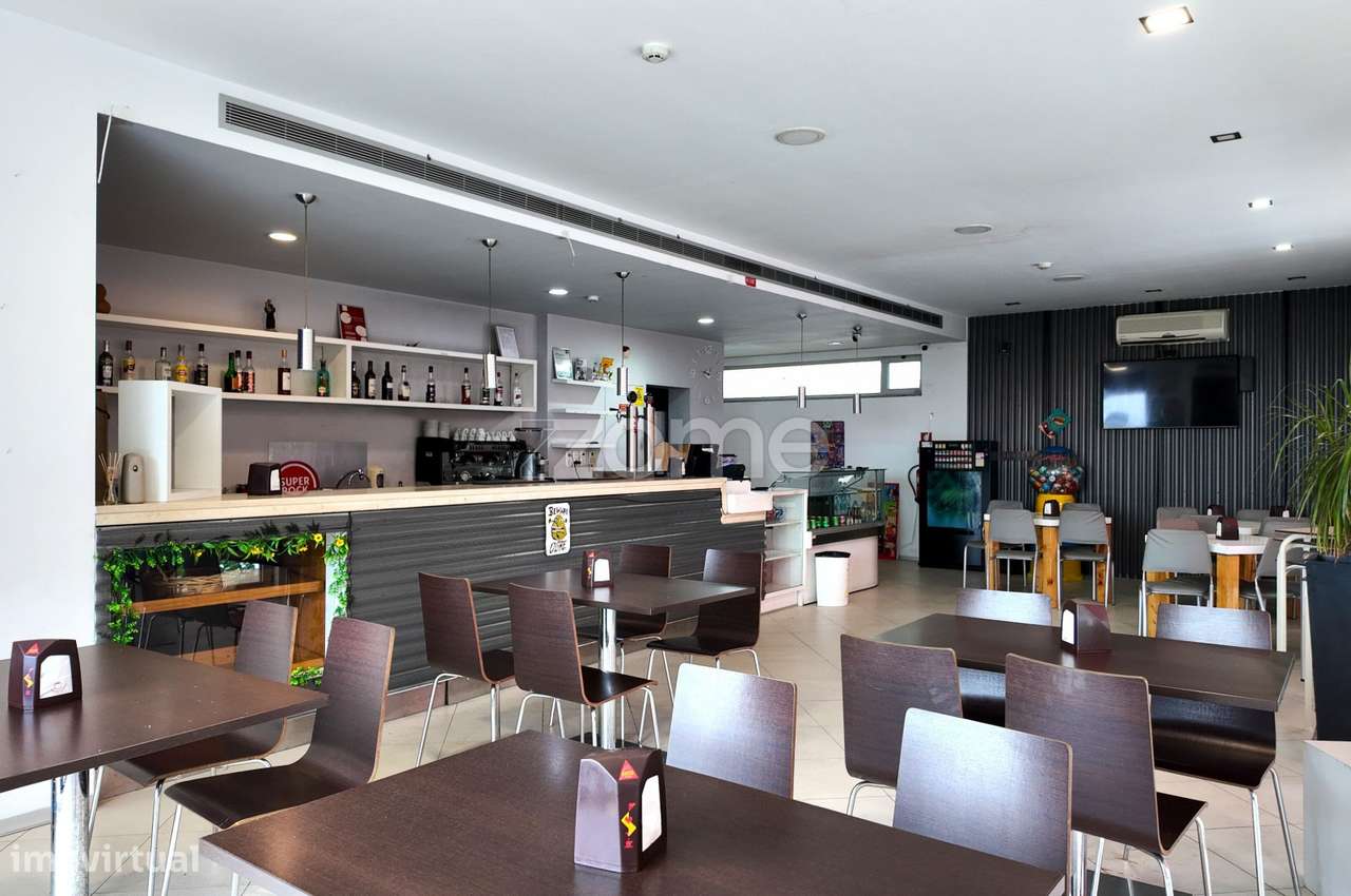 Café Pronto a Trabalhar para Arrendamento em Vilaça, Braga - Grande imagem: 4/36