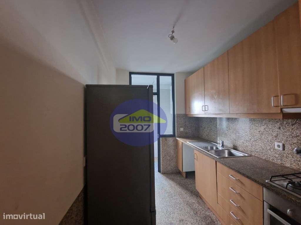 Apartamento T2 em Vila Nova de Gaia - Grande imagem: 2/24
