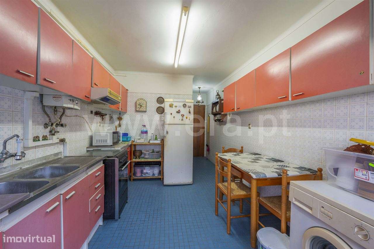 Apartamento T2; Laranjeiro-5