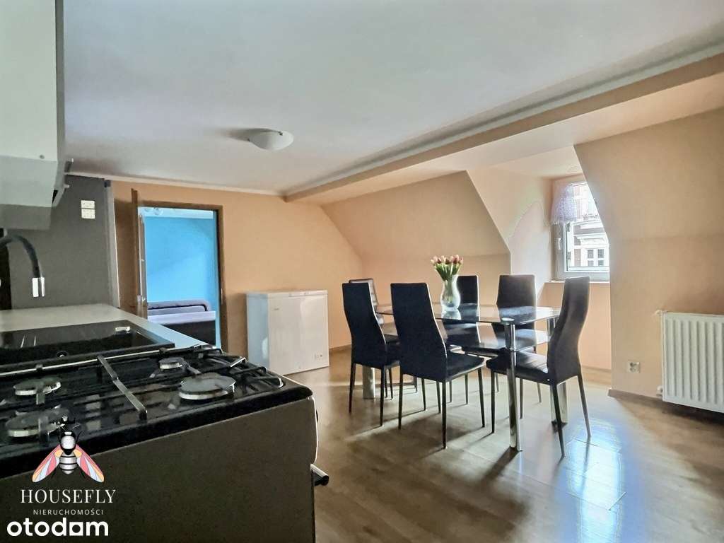 Ciche mieszkanie z zamykanym parkingiem w centrum-6