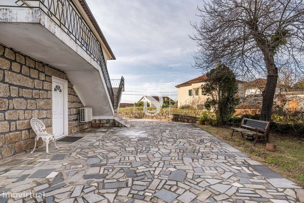 Moradia T5 em Alvarães - Grande imagem: 3/35