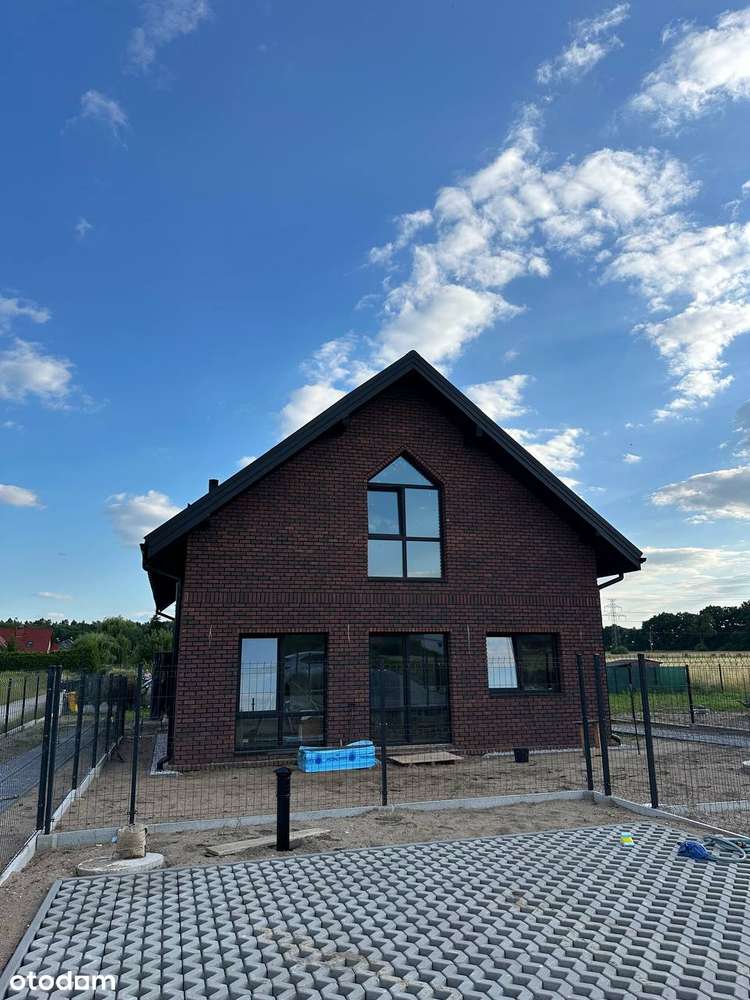 Bliźniak w Bawarskim stylu | pompa ciepła | ogród z trawą i tujami - Pełny obrazek: 5/20