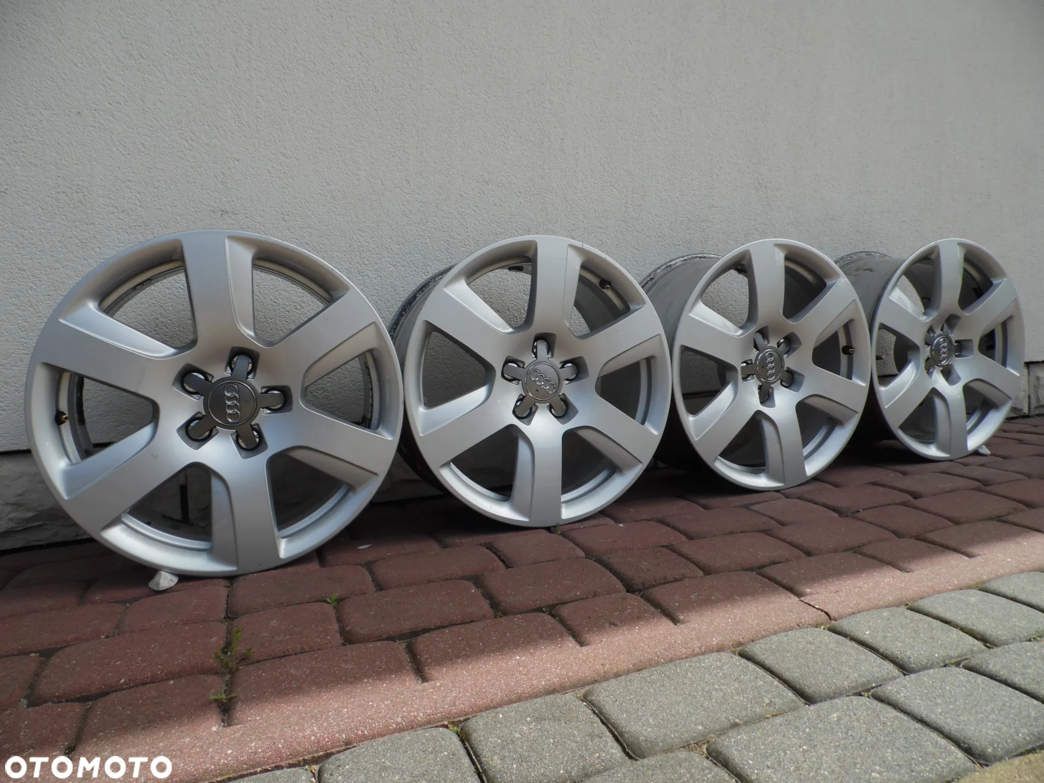 Felgi 17'' 5x112 Audi A8 A7 A6 A5 4H0 - 3