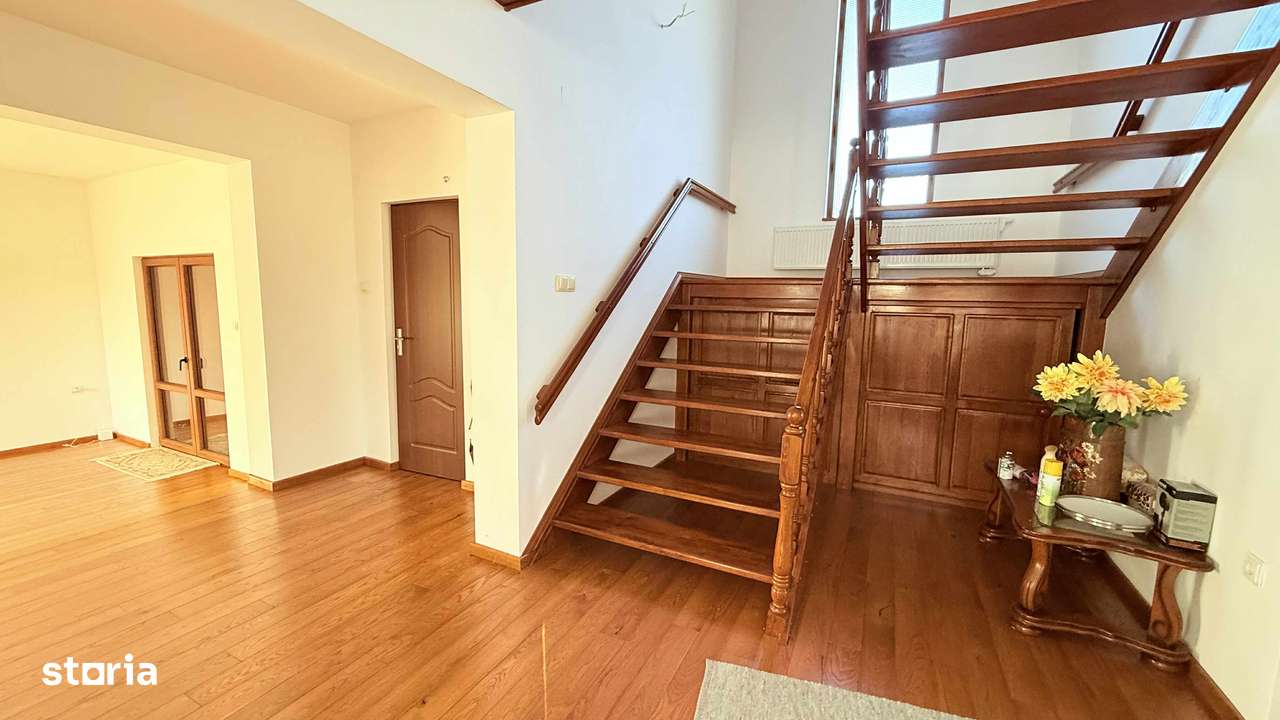 Casa de vanzare cu 4 camere, 4 bai, teren 1540mp - Sangeorgiu de Mures-6