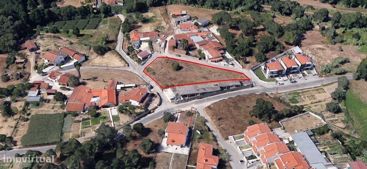 Lote para construção de 4 moradias individuais. - Grande imagem: 1/15