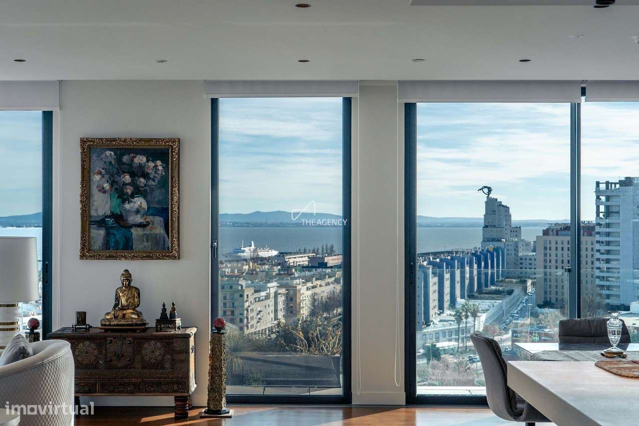Apartamento T4 com deslumbrantes vistas rio no Parque das Nações - Grande imagem: 4/48