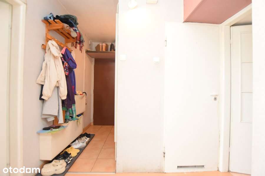 NA SPRZEDAŻ  2- POKOJOWE MIESZKANIE OSOBNA KUCHNIA-7