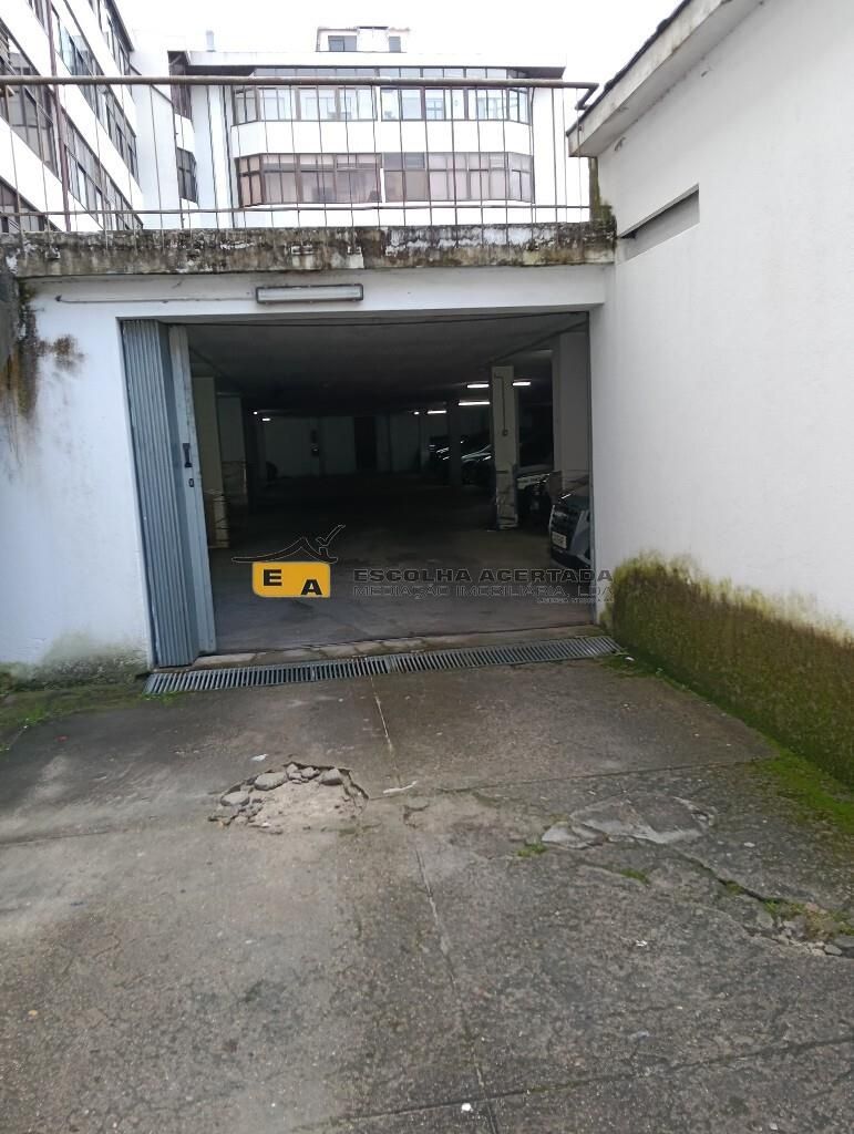 Aparcamento Custóias - Grande imagem: 1/3
