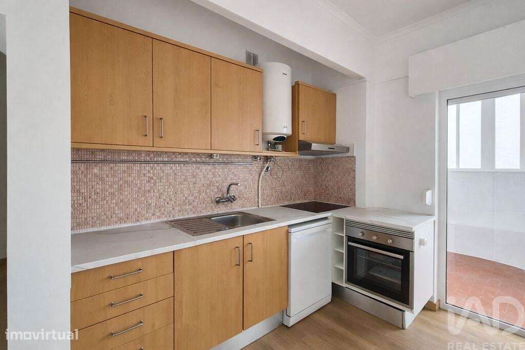 Apartamento T1 em Cascais e Estoril de 56,00 m2 - Grande imagem: 4/9