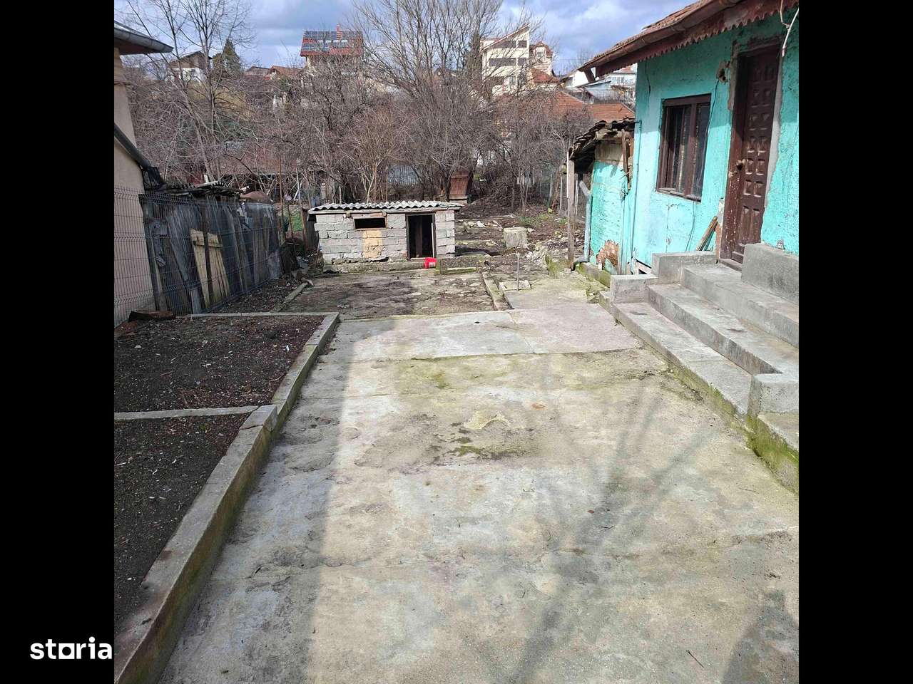 Casă Valea Roșie-1