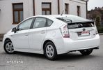 Toyota Prius (Hybrid) Executive - 9