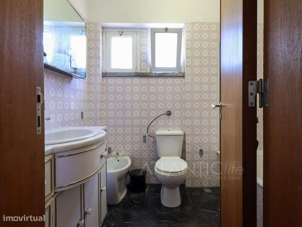 Moradia T6 em Monte Abraão-17