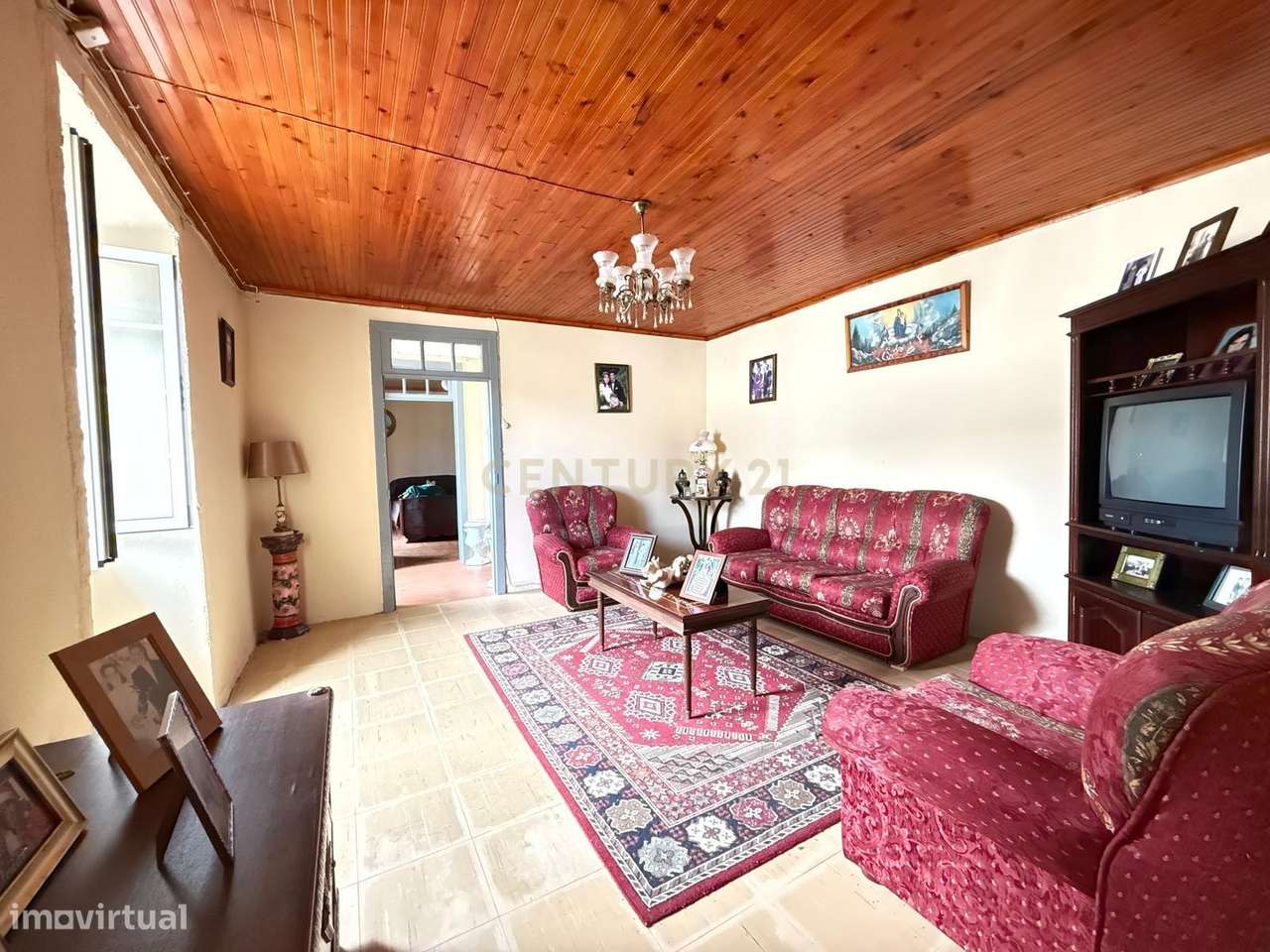 Excelente Oportunidade! Moradia com dois Quartos, em zona recatada e E - Grande imagem: 3/13