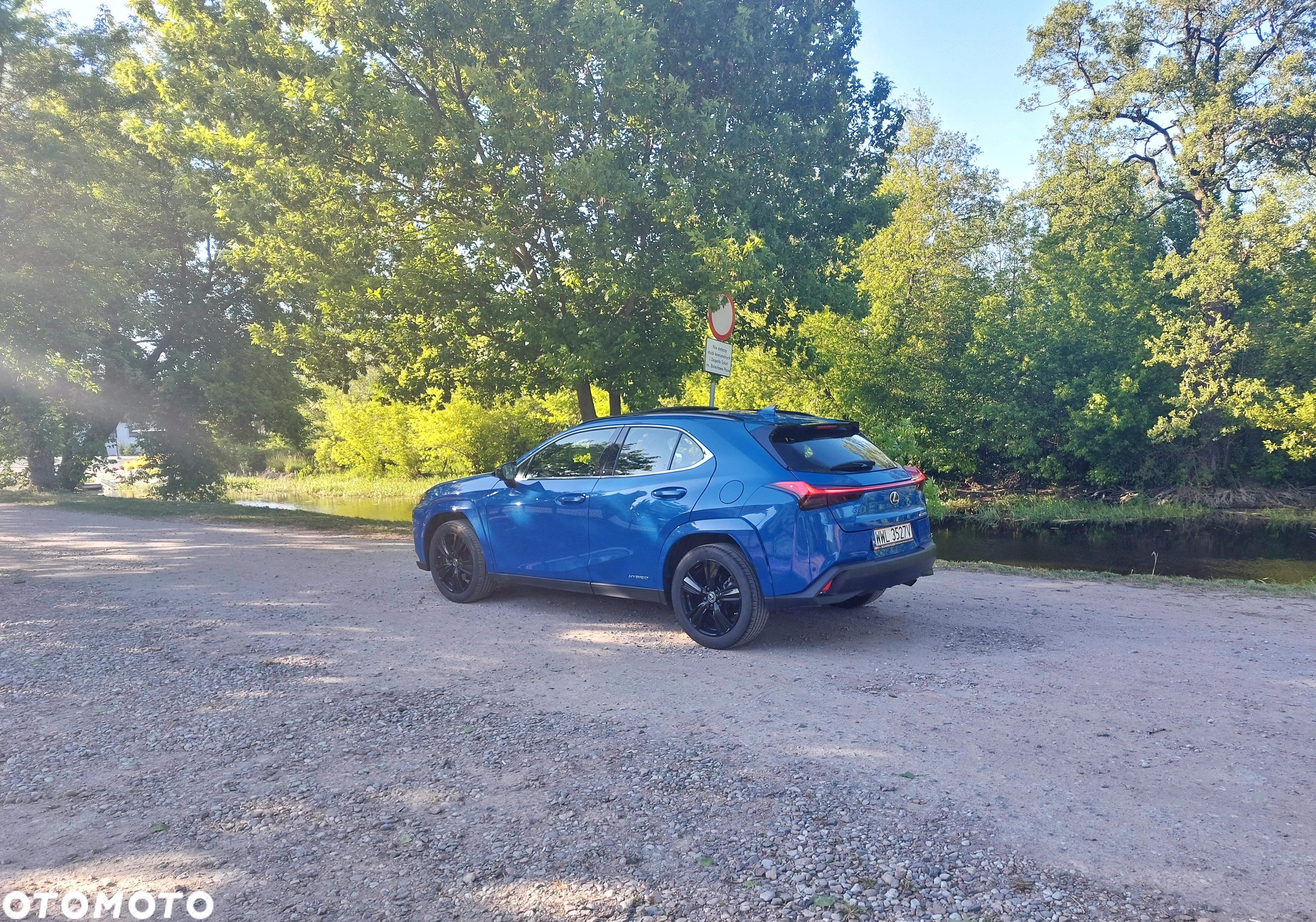 Lexus UX 250h Style+ Edition - 16