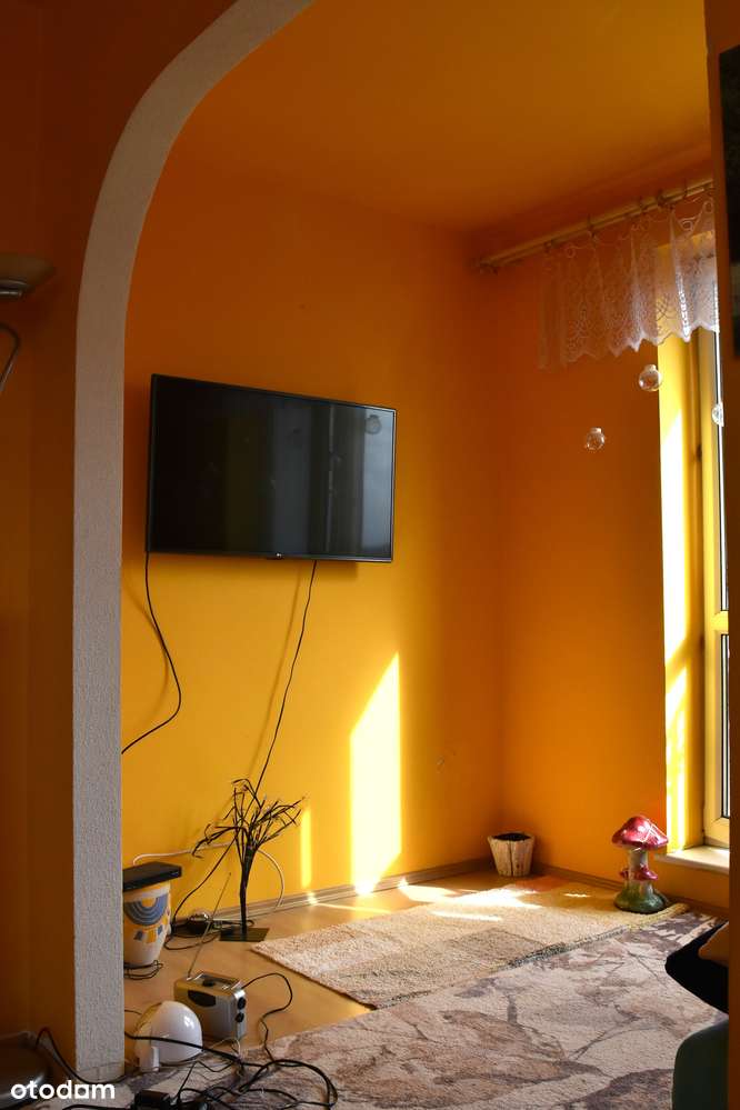 3 pokoje, OC miejskie, IV piętro, duża kuchnia-8