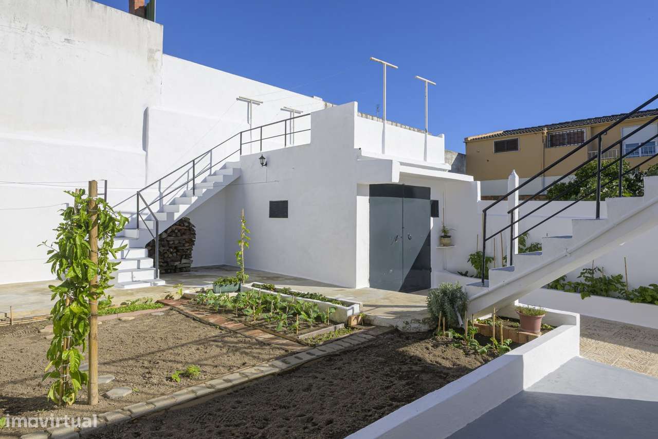 Moradia T2+1, c/ Garagem, Bairro do Areias – Montijo-15
