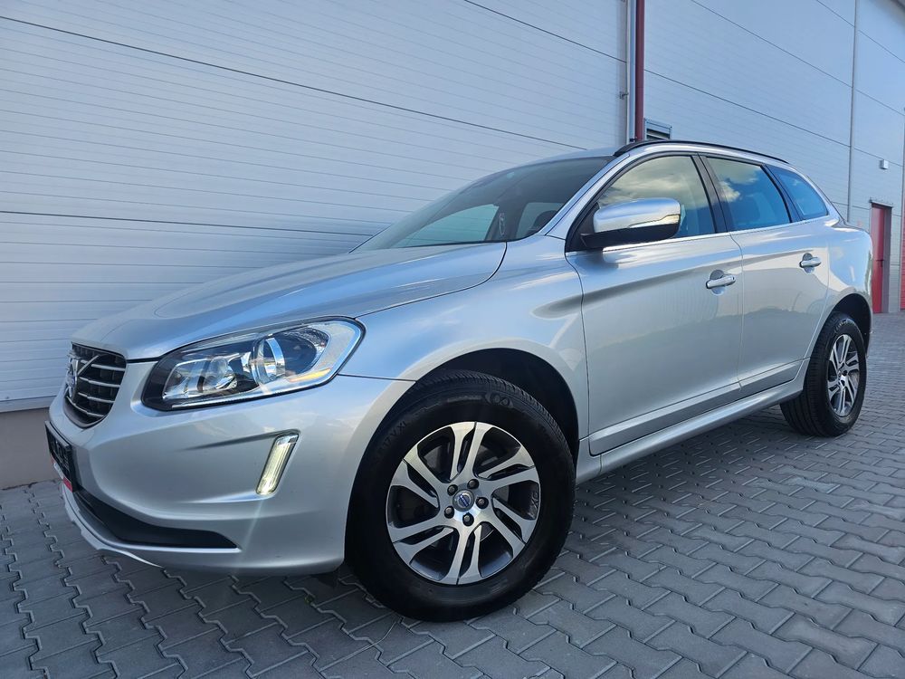 Volvo XC60 I D3 Momentum 2013