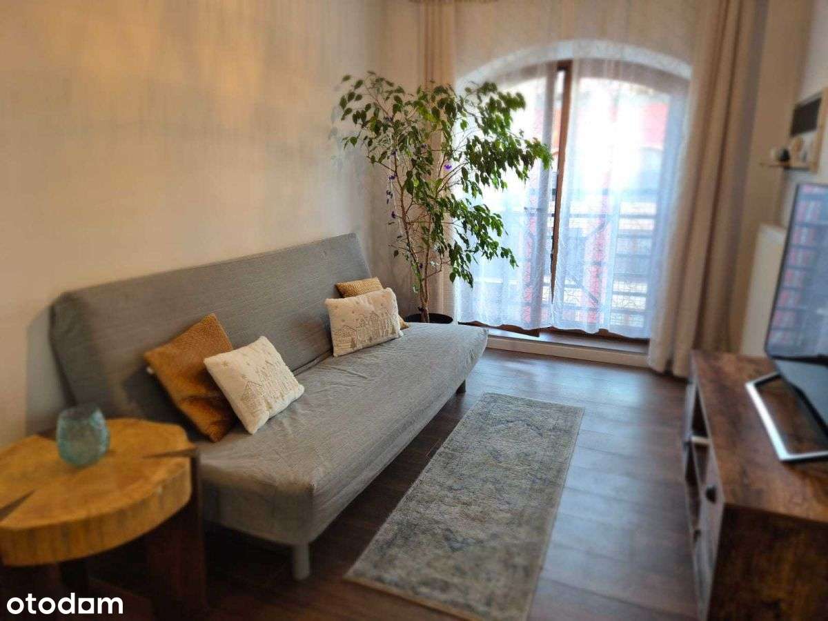 Wrocław, Różanka, kameralne osiedle, 2-7