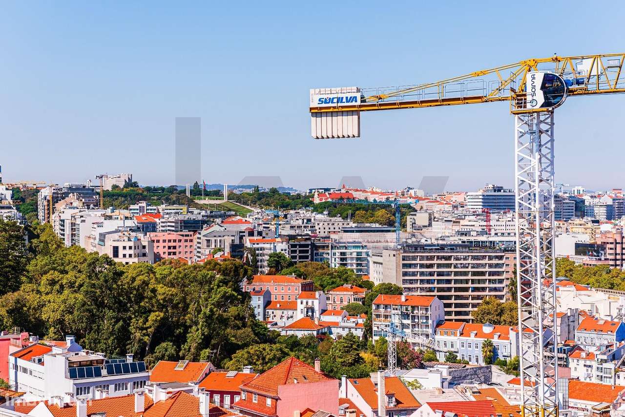 Vista de Ouro no Príncipe Real! Dois quartos e duas casas-de-banho com-18