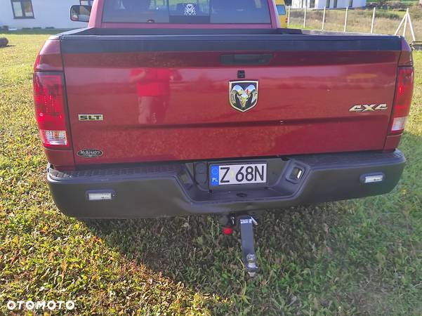 Dodge RAM 1500 5.7 4x4 - 17