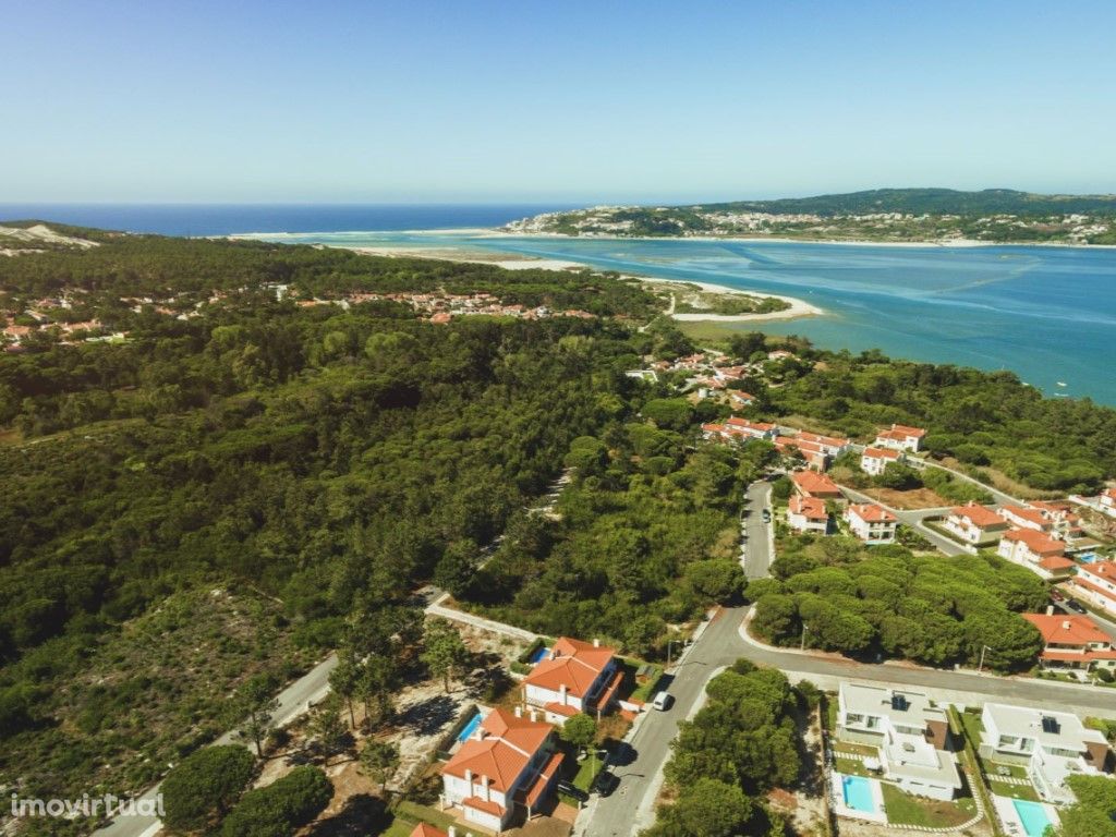 Excelente Terreno na Pérola da Lagoa - Óbidos