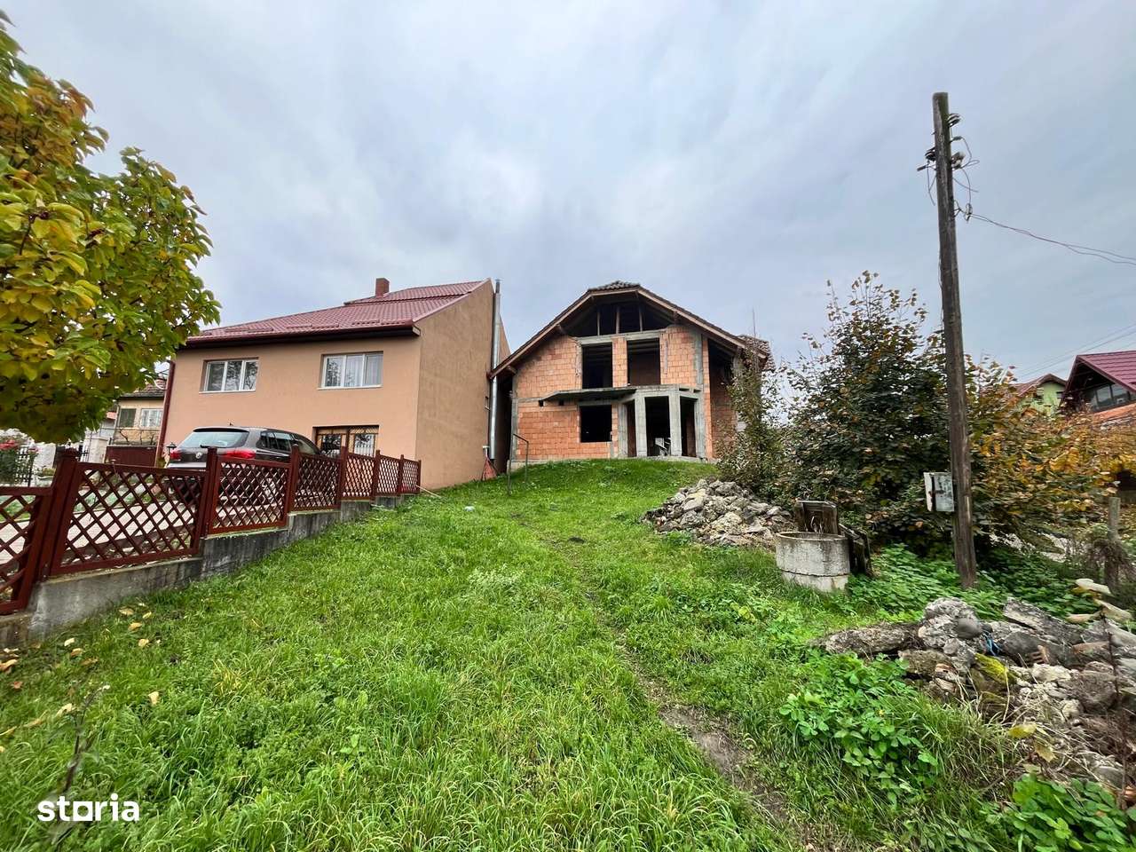 Casa in rosu la 10 km de Tg Mures, 4 camere, 3 bai si 18 arii teren-6