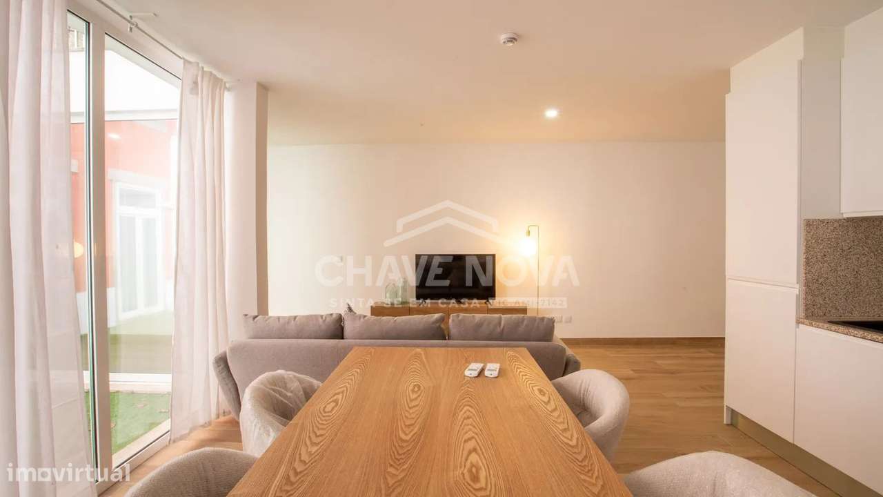 T2 c/ Jardim no Porto (Praça da Batalha) - Grande imagem: 4/20