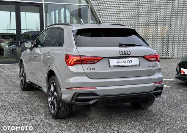 Audi Q3 40 TFSI Quattro S Line S tronic - 10