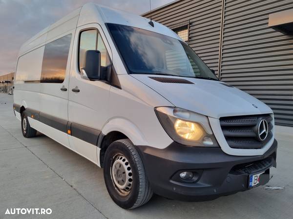 Mercedes-Benz Sprinter - 1