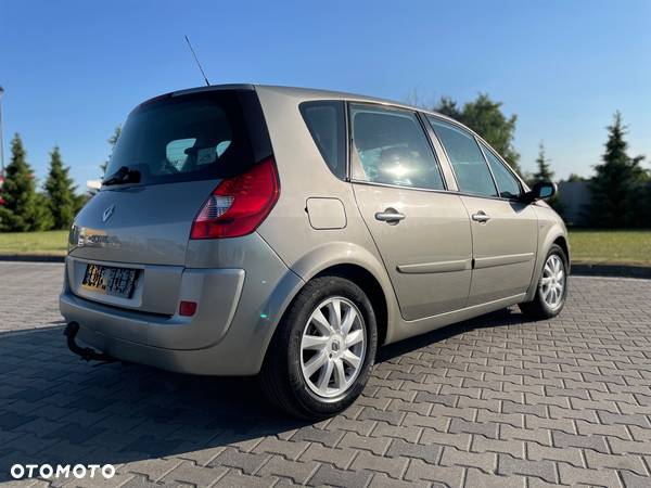 Renault Scenic - 13