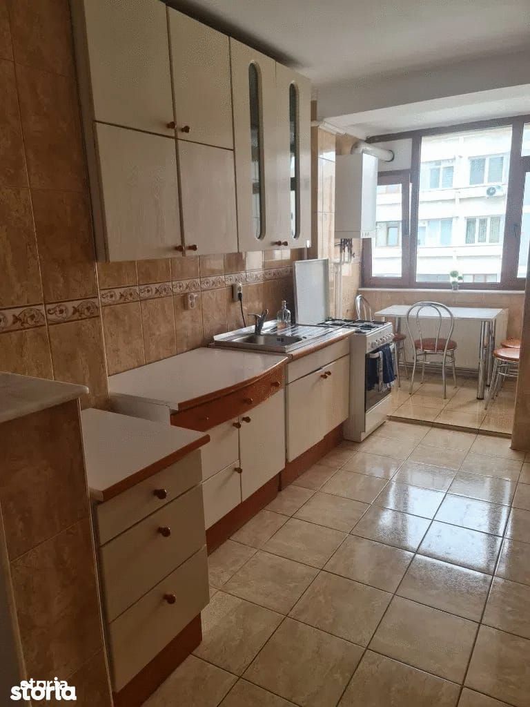 Apartament 3camere/75mp ultracentral 550euro/luna negociabil