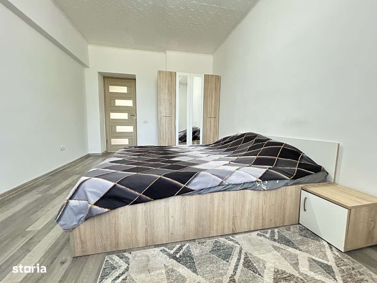 Apartament 2 camere de vânzare în Mihail Kogălniceanu - Penny Market-1