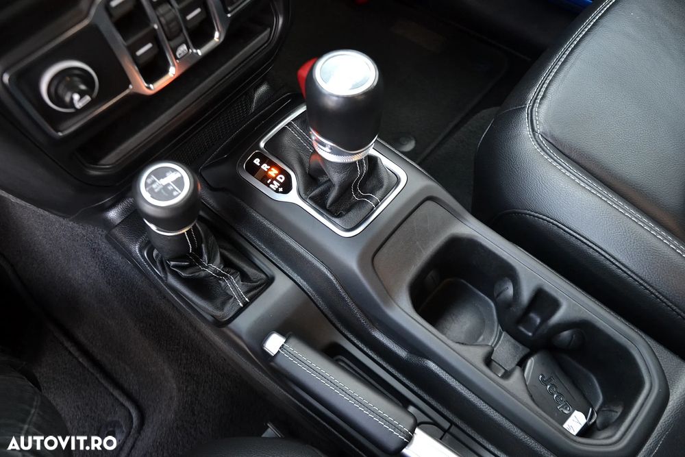 JEEP Gladiator Overland 3.0d V6 264cp 39871 km - 10