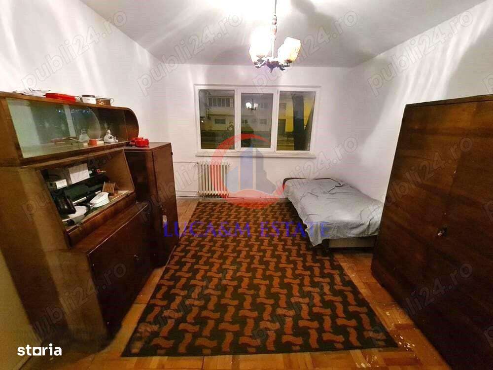 3 camere, Liviu Rebreanu - Imagine principală: 3/7