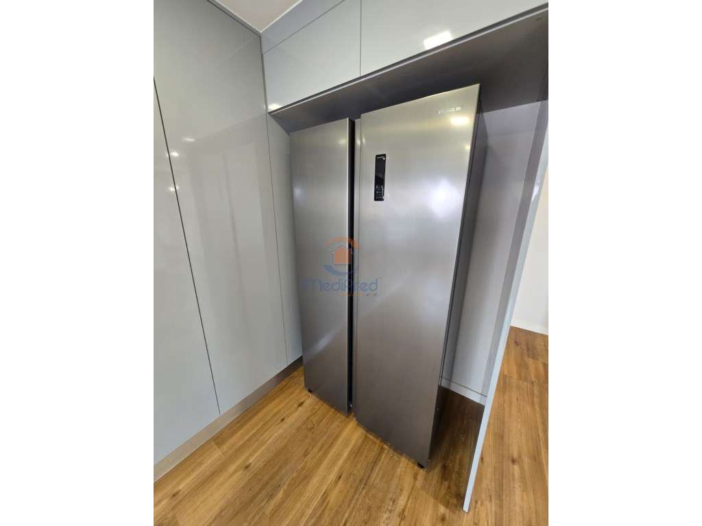 Apartamento T2 Totalmente Remodelado | Quinta do Pinheiro, Pontinha-9