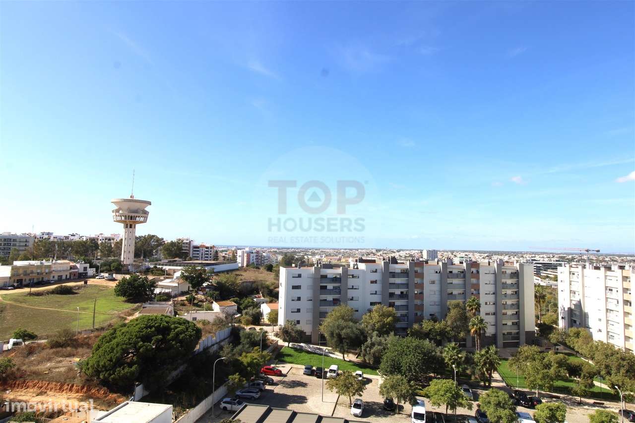 Penthouse T4+1 com Terraço Panorâmico e dois estacionamentos-52