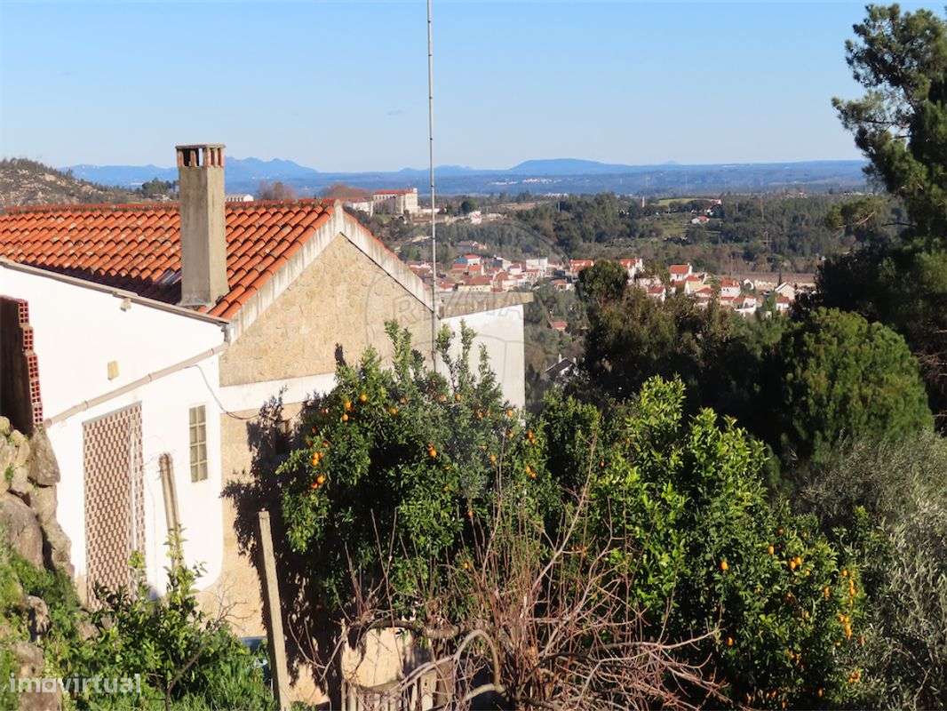 Moradia T3 para venda - Grande imagem: 1/42