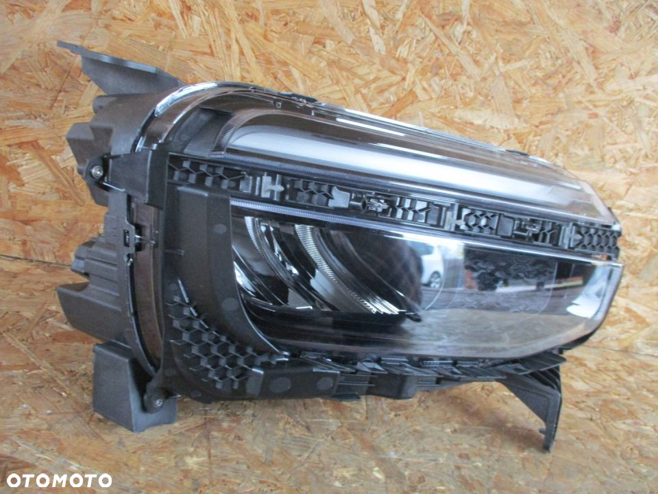 LAMPA PRAWA JEEP AVENGER FULL LED 22- - 2