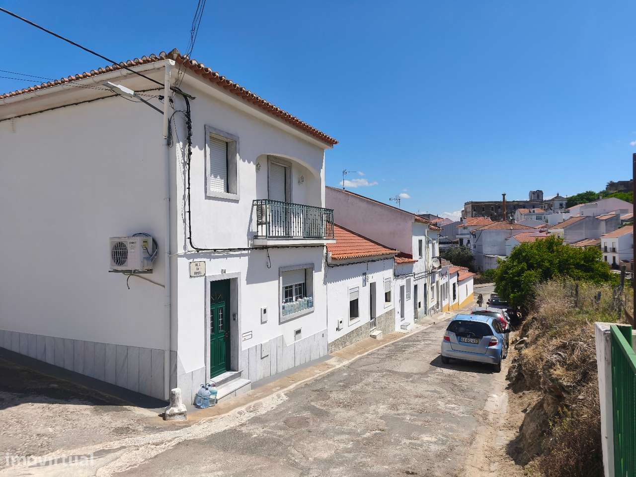 Moradia T2 Remodelada com Terraço em Moura – Charme Alentejano e Excel-12