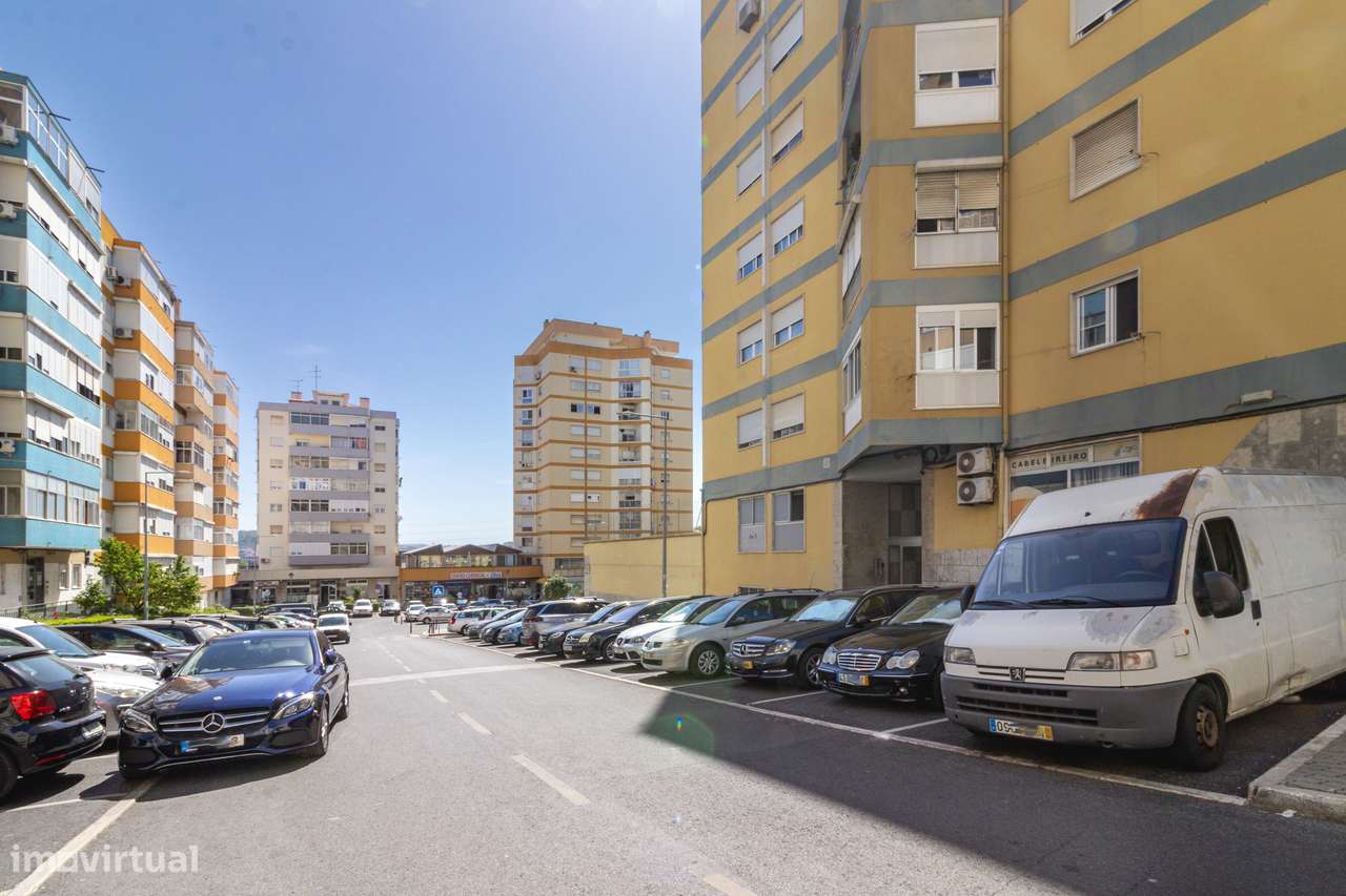 APARTAMENTO T3 | LUGAR DE PARQUEAMENTO | PÓVOA DE SANTO ADRIÃO-20