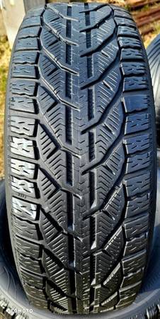 Kormoran Snow 215/60R17 96H Z56A - 4