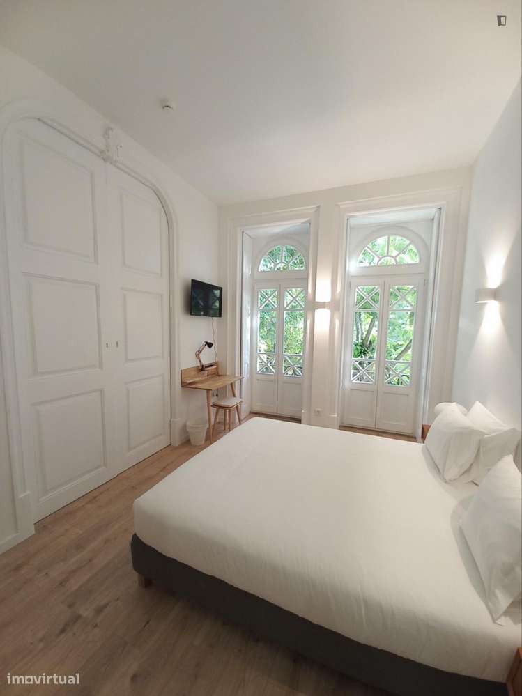 Estúdio - localizado em Montes Claros Coimbra - Grande imagem: 2/7