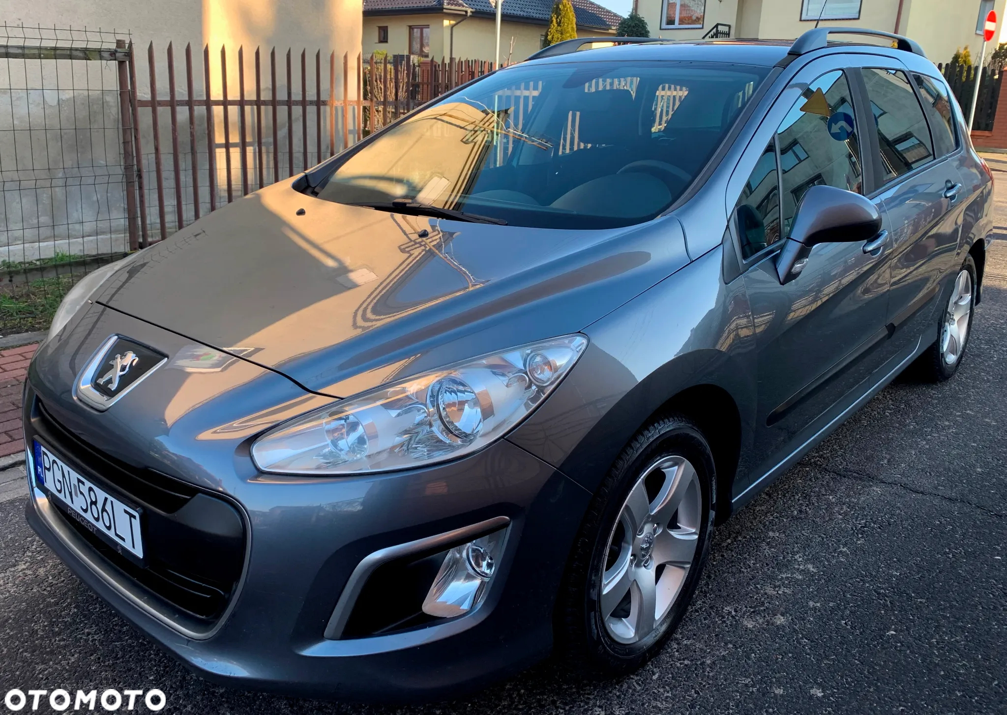 Peugeot 308 1.6 HDi Active - 23