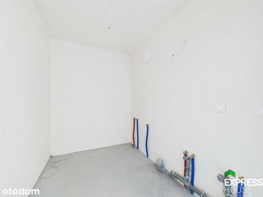 Kawalerka z dużym balkonem, garażem i komórką - Pełny obrazek: 5/8