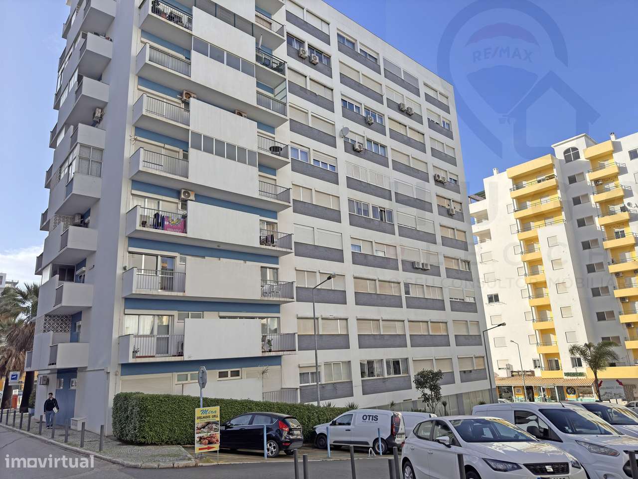 Apartamento T2+1 com Varanda | Praia da Rocha Portimão-20